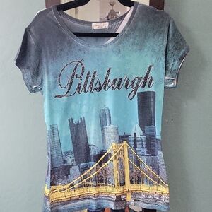 Pittsburgh Skyline Women's T-Shirt